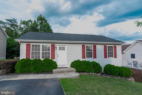 22 PLANET COURT, Martinsburg, WV 25404