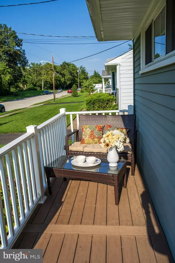 Riverside, NJ 08075,532 RIVER DR