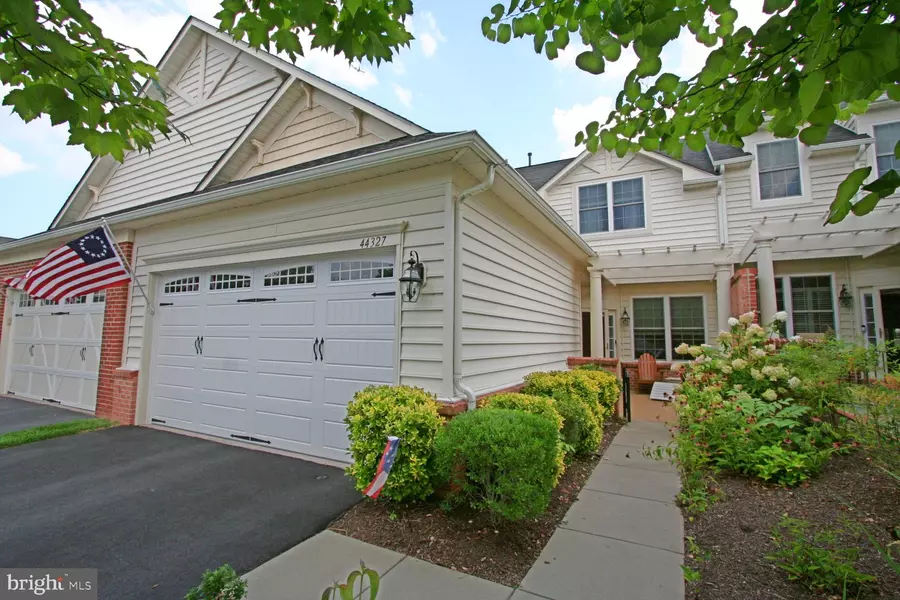 44327 STABLEFORD SQ, Ashburn, VA 20147