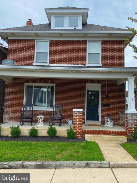 121 S PARK ST, Dallastown, PA 17313