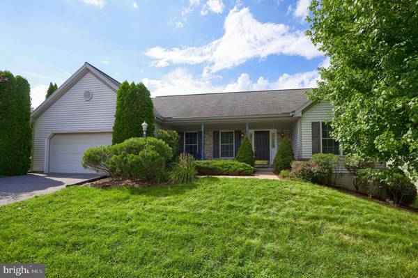 6 CREEK LN, Ephrata, PA 17522