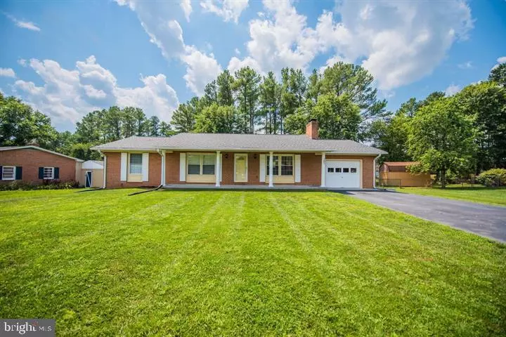 101 BOTETOURT CT, Stephens City, VA 22655