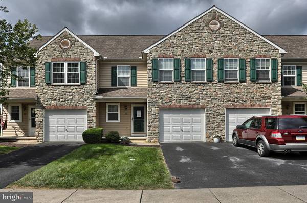 45 N VILLAGE CIR, Palmyra, PA 17078