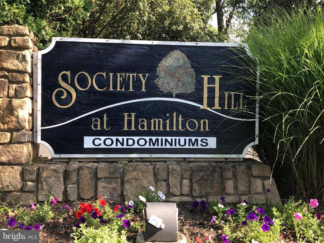 Hamilton, NJ 08619,4 MULBERRY CT