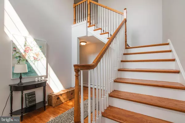 Ambler, PA 19002,410 STUART LN