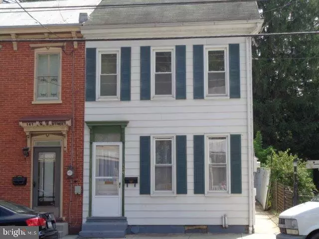 139 N EAST ST, Carlisle, PA 17013