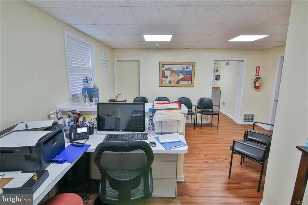 Quakertown, PA 18951,524 W BROAD ST