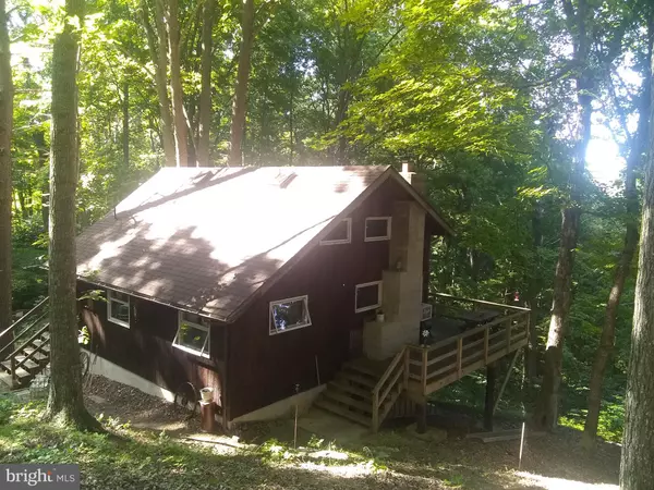 Great Cacapon, WV 25422,501 PREACHER LANE