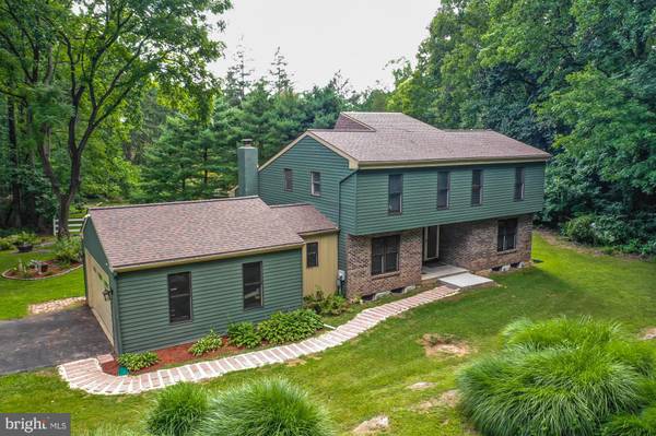 27 MARIA LN, Schwenksville, PA 19473