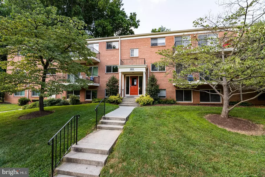 10650 WEYMOUTH ST #201, Bethesda, MD 20814