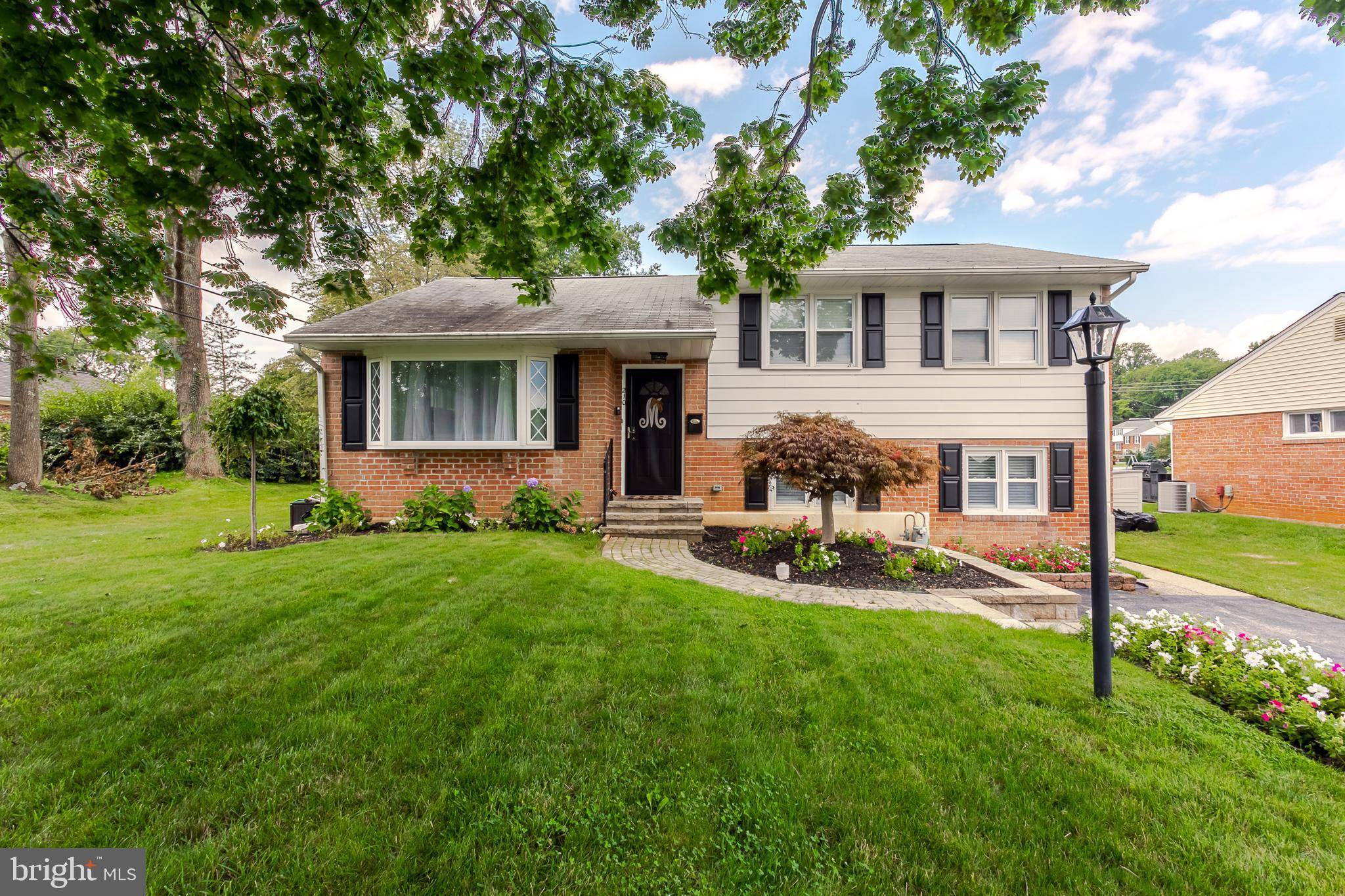 210 HEARTH RD, Broomall, PA 19008