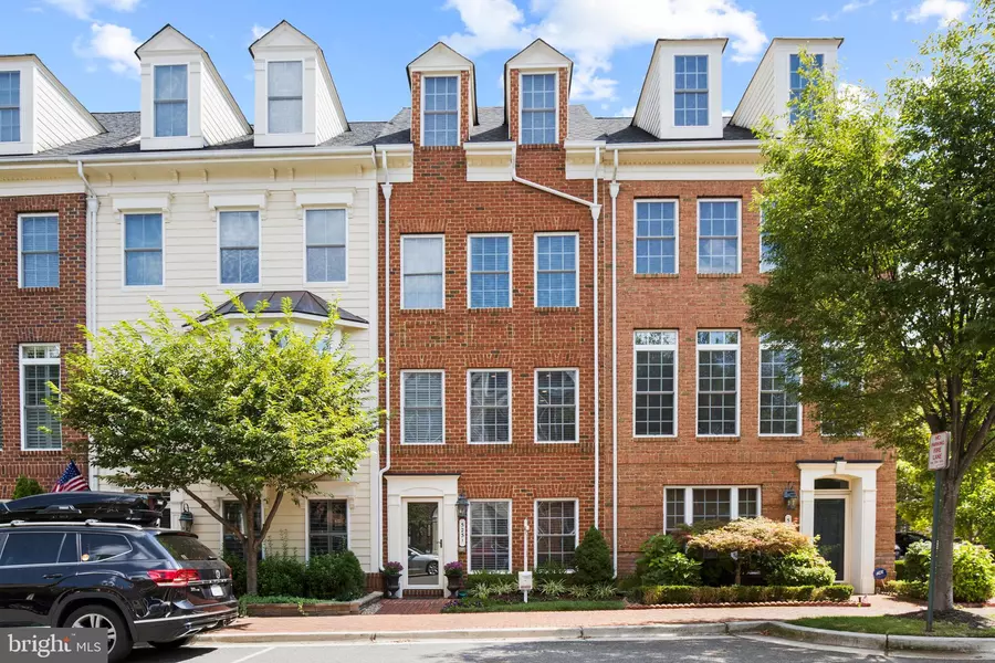 5231 HAROLD SECORD ST, Alexandria, VA 22304