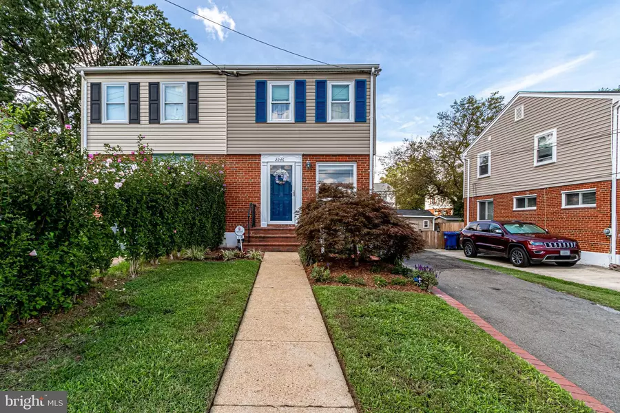 2246 MARY BALDWIN DR, Alexandria, VA 22307