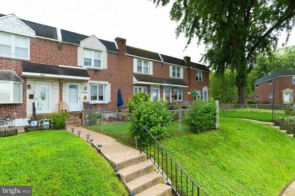 2023 KENT RD, Folcroft, PA 19032