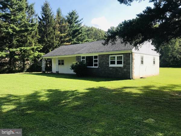 3157 N SUGAN RD, Solebury, PA 18963