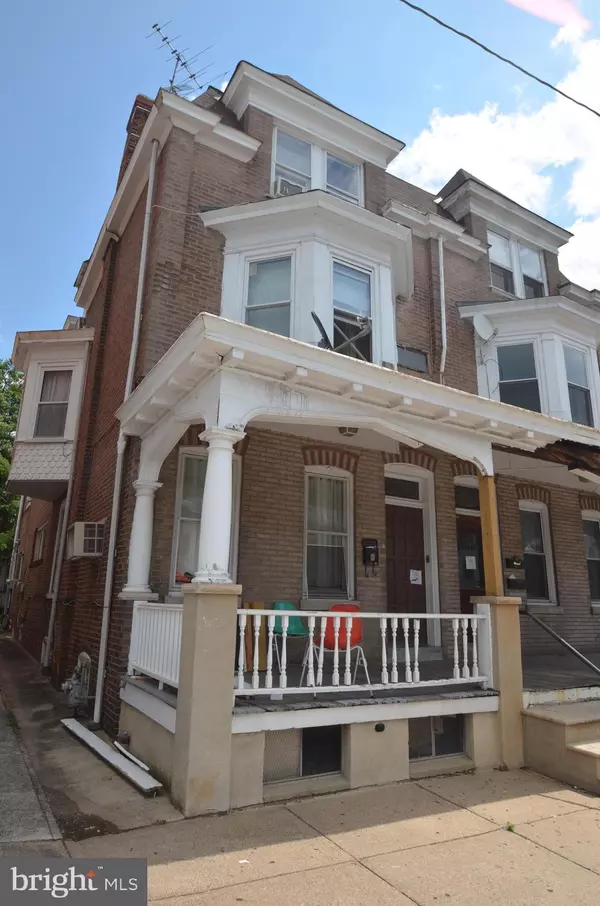 931 W MARSHALL ST, Norristown, PA 19401
