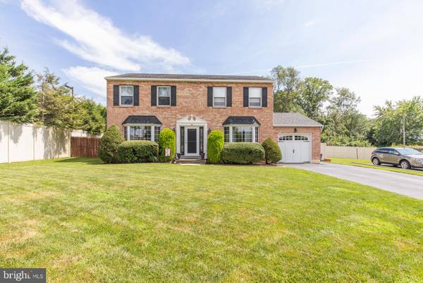 422 SHUBROOK LN, Aston, PA 19014