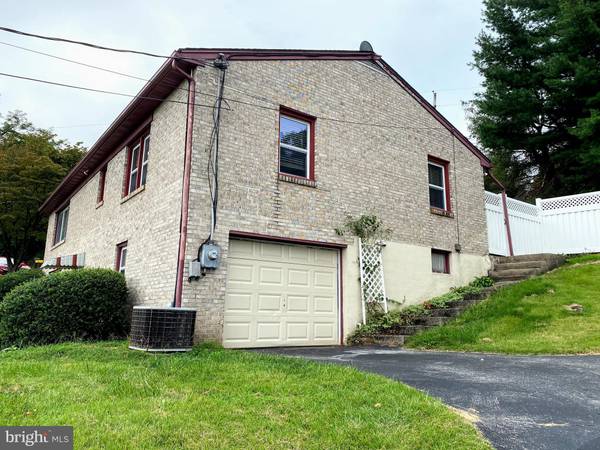 Glen Rock, PA 17327,201 GLENVUE RD