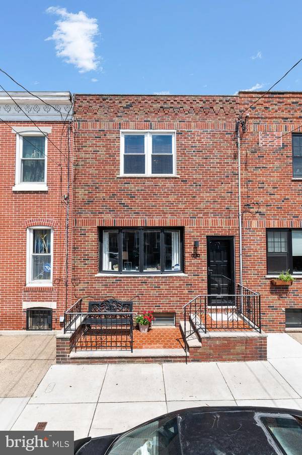 939 MIFFLIN ST, Philadelphia, PA 19148