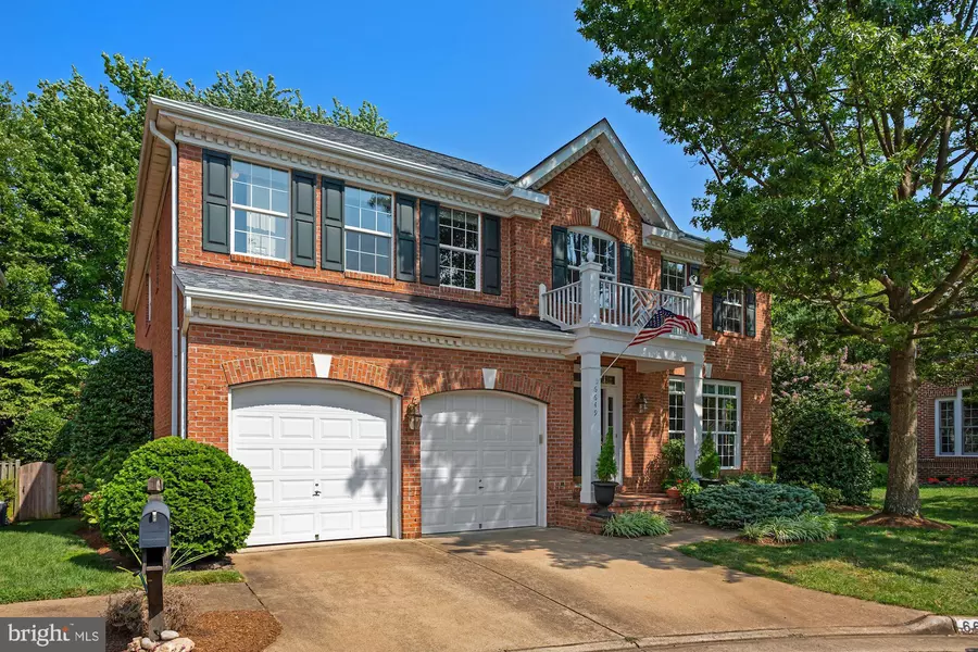 6649 AVIGNON BLVD, Falls Church, VA 22043