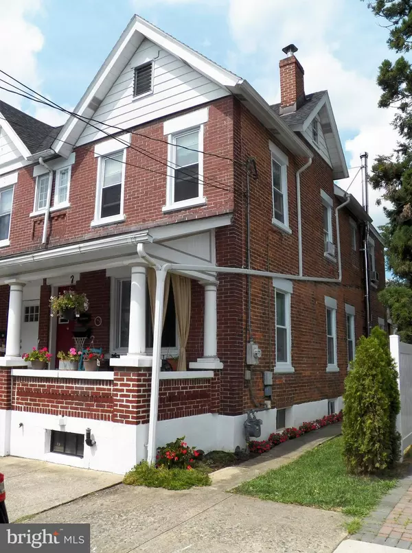 Emmaus, PA 18049,423 RIDGE ST