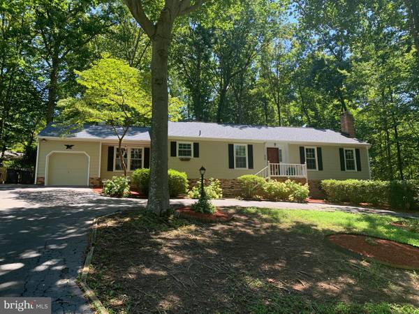 515 GLENEAGLE DR, Fredericksburg, VA 22405