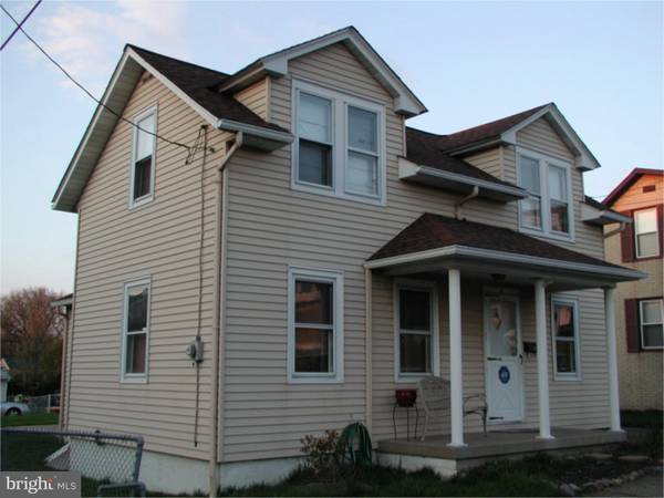 39 W THOMAS AVE, Hellertown, PA 18055