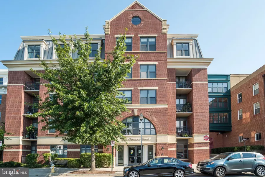 1111 ORONOCO ST #326, Alexandria, VA 22314