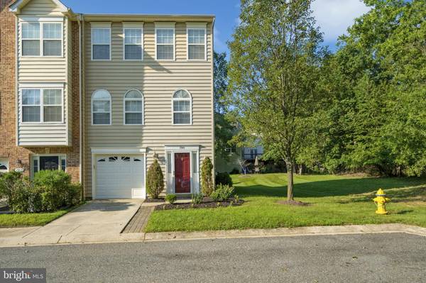 7911 HEATHERLEIGH PL, White Plains, MD 20695