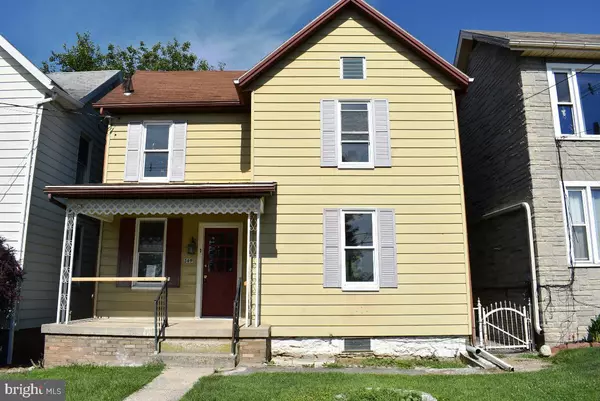 569 PLEASANT ST, Chambersburg, PA 17201