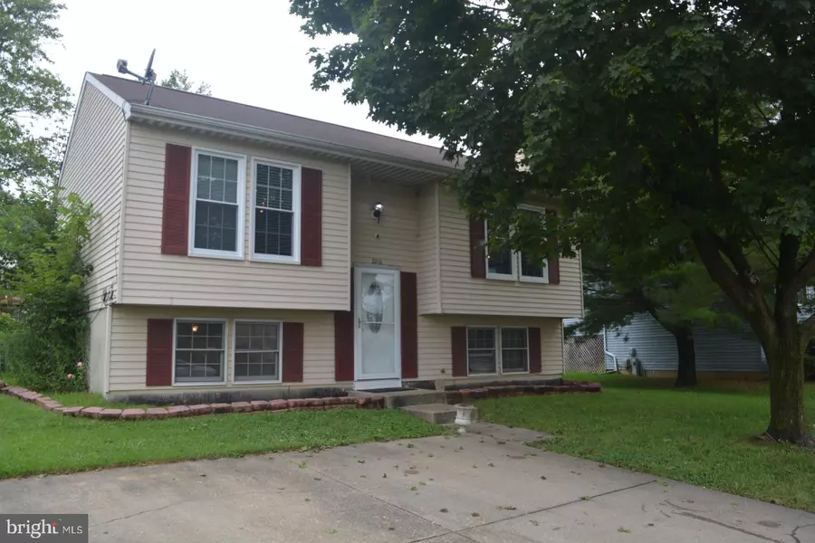 2210 LAWNWOOD CIR, Baltimore, MD 21207