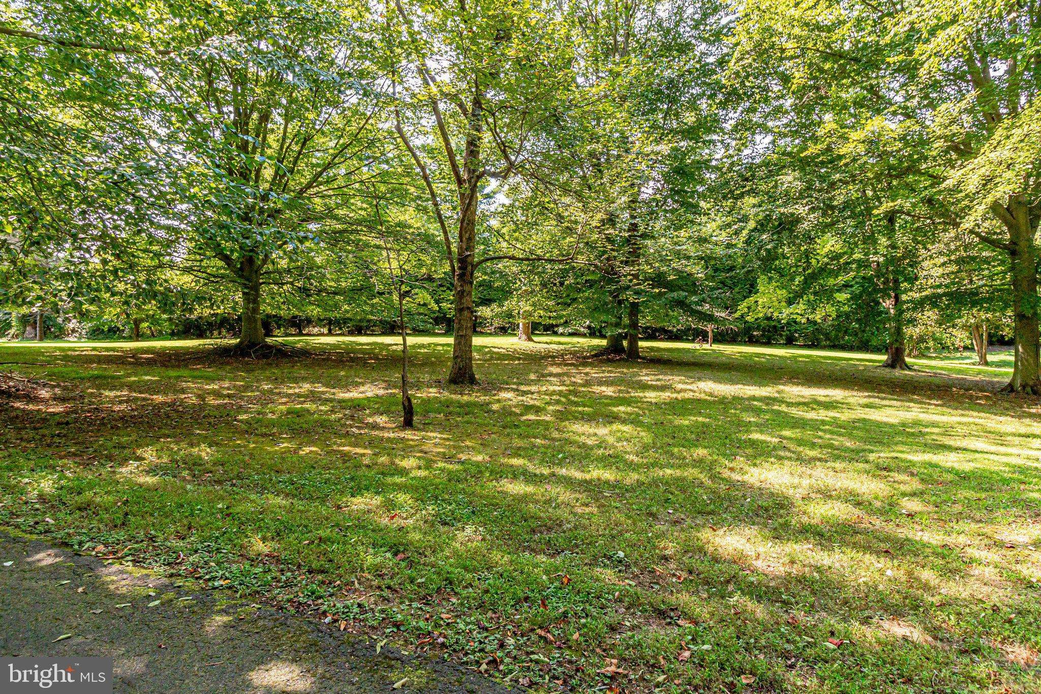 Great Falls, VA 22066,637 RIVER BEND RD