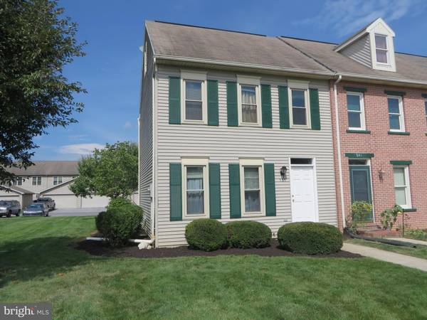 539 BRACKEN DR, Chambersburg, PA 17201