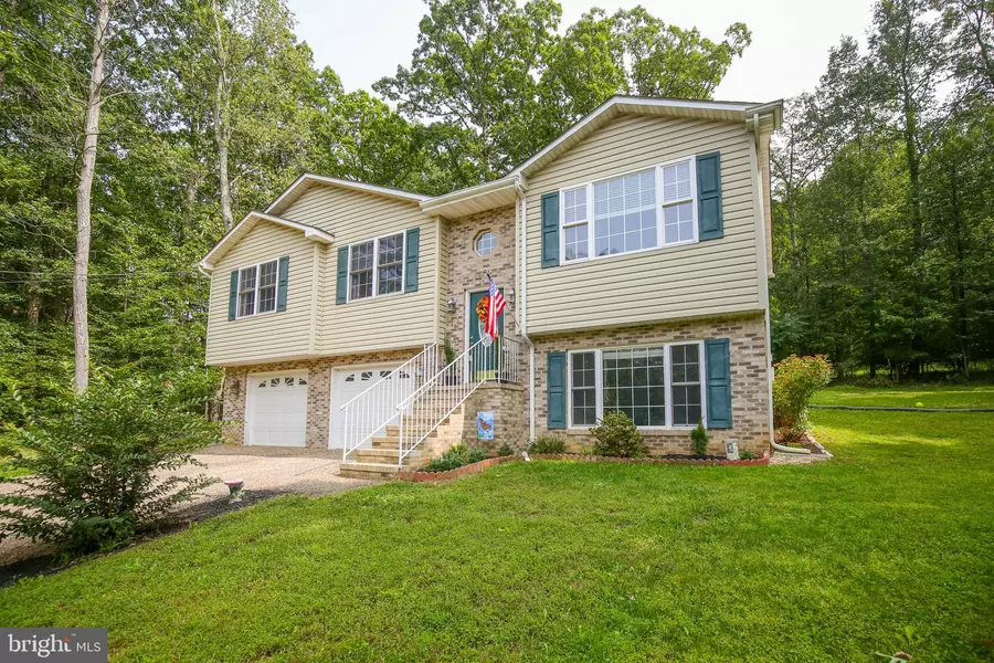 114 MOUNTAIN LAKE DR, Front Royal, VA 22630