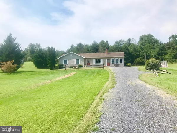 Hedgesville, WV 25427,445 MELLON EAST RD