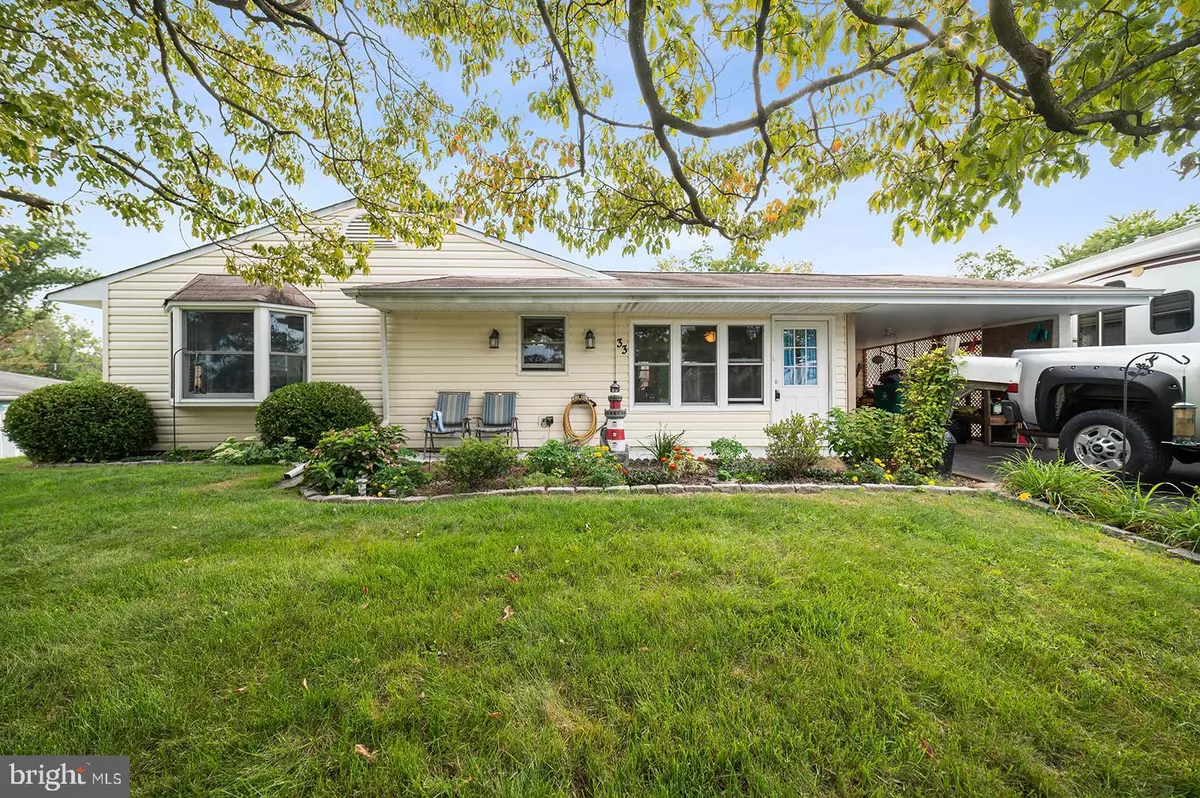 Levittown, PA 19054,33 MOCKORANGE LN