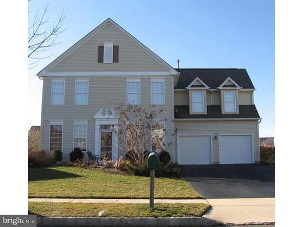 10 HEMPSTEAD CT, East Windsor, NJ 08520