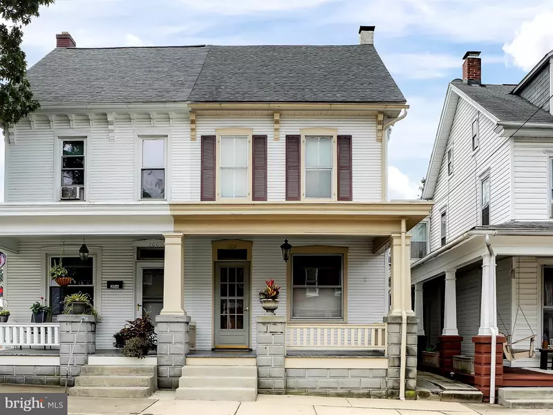 208 W FRANKLIN ST, Ephrata, PA 17522