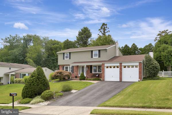 721 LYNWOOD DR, Feasterville Trevose, PA 19053