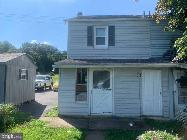 Mertztown, PA 19539,589 STATE ST