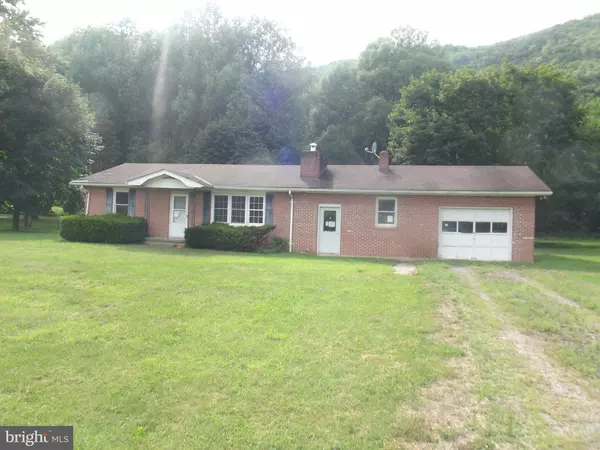 12 YUKON DR, Moorefield, WV 26836