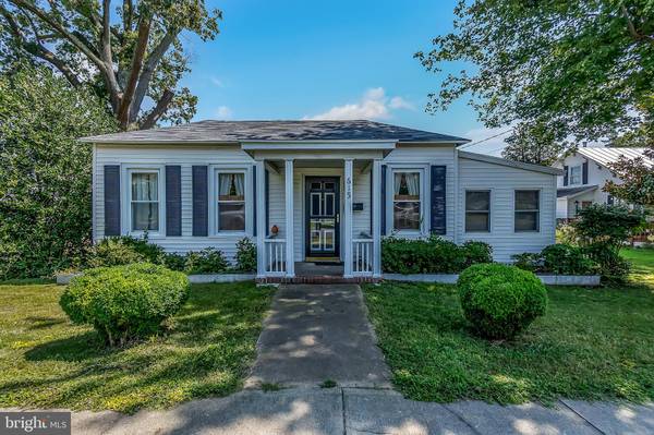 615 WASHINGTON AVE, Colonial Beach, VA 22443