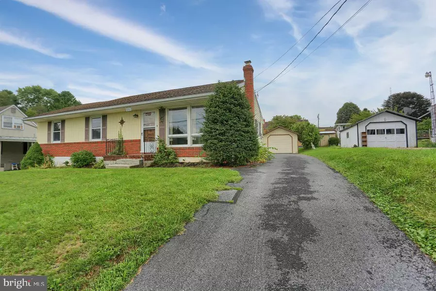 11488 ORCHARD RD, Waynesboro, PA 17268