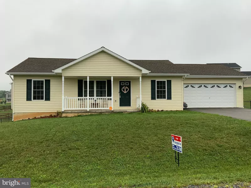 976 DUCKWOODS LN, Martinsburg, WV 25403