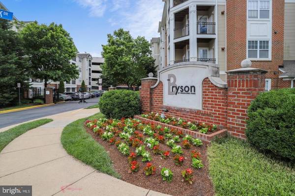 12900 CENTRE PARK CIR #305, Herndon, VA 20171