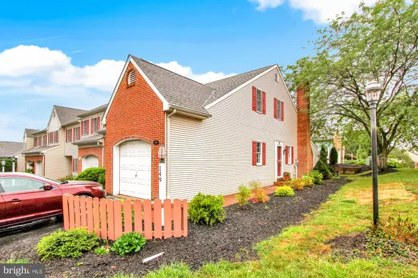 York, PA 17406,149 CARRIAGE HILL LN