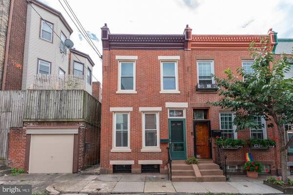 2210 OGDEN ST, Philadelphia, PA 19130