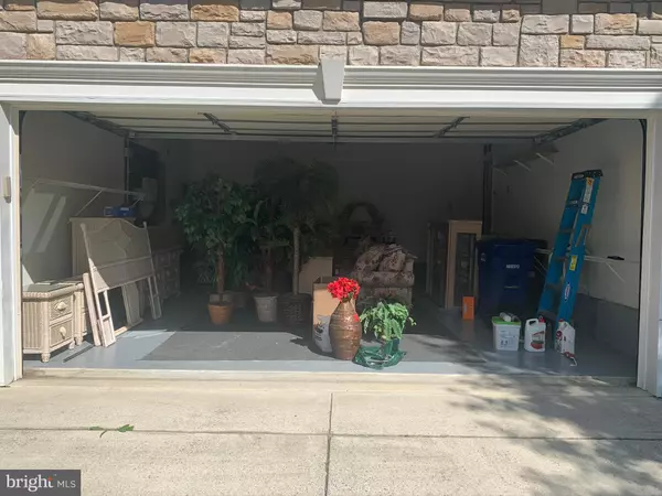 Bordentown, NJ 08505,11 YOCKUS LN