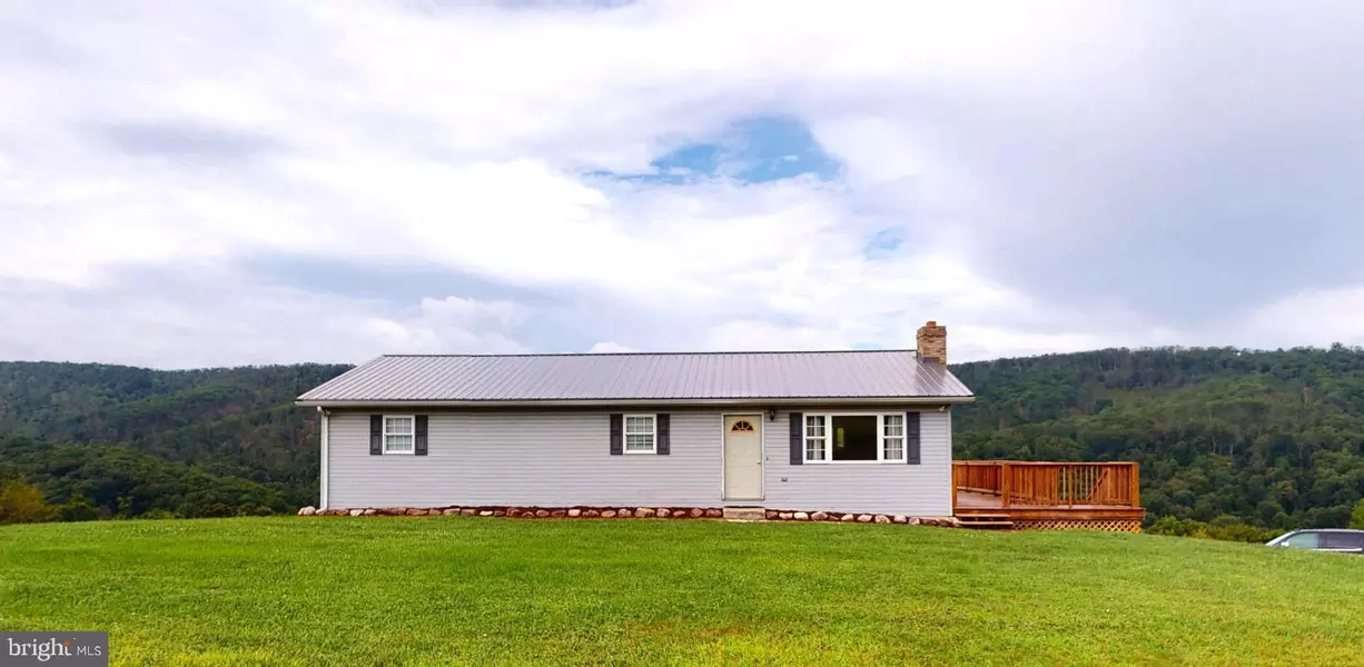 7434 GRASSY LICK RD, Romney, WV 26757