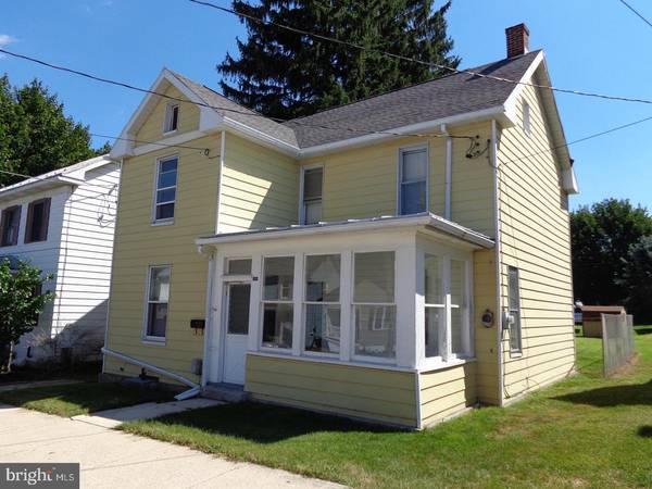 320 E GARFIELD ST, Shippensburg, PA 17257